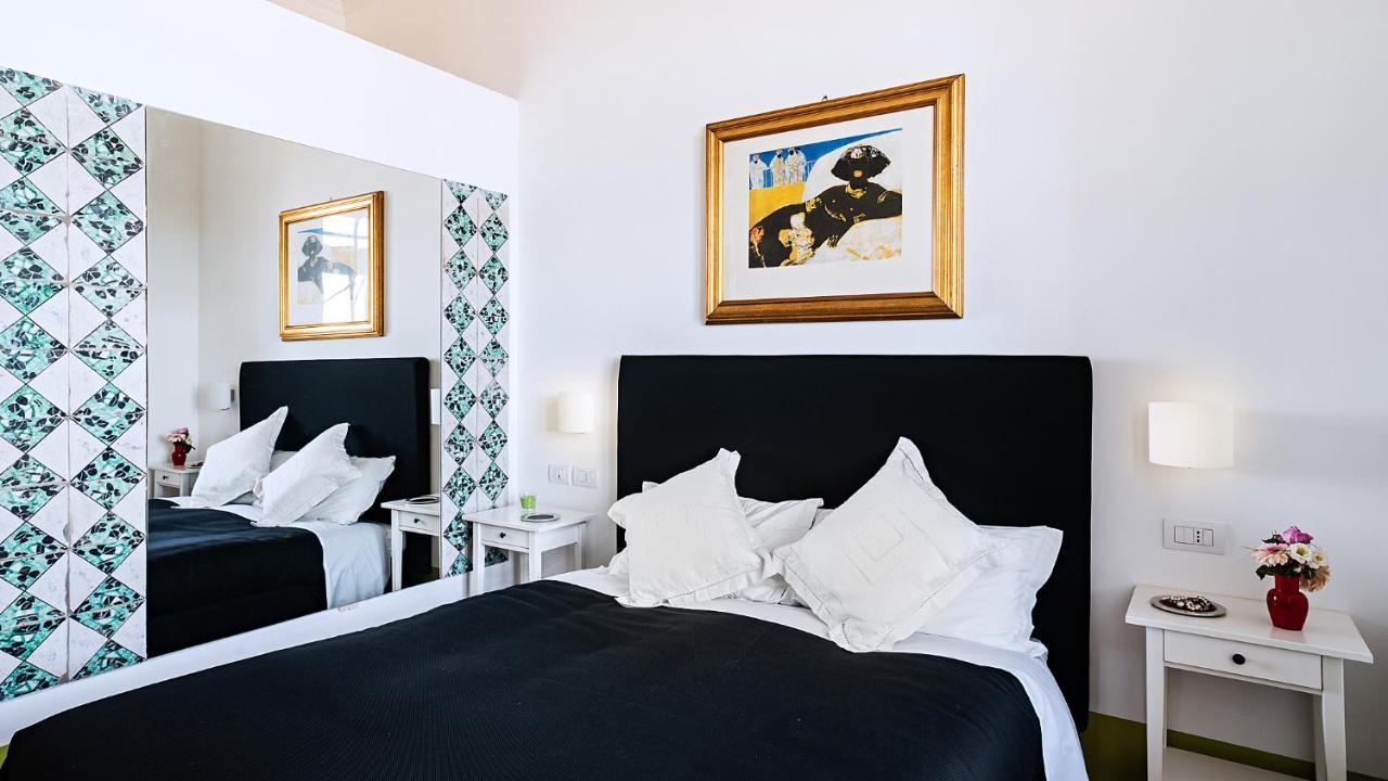 Donna Giulia, Luxury House Hotel Salerno Eksteriør billede