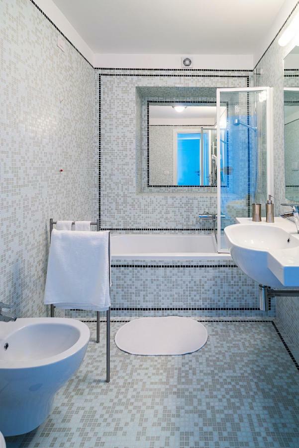 Donna Giulia, Luxury House Hotel Salerno Eksteriør billede