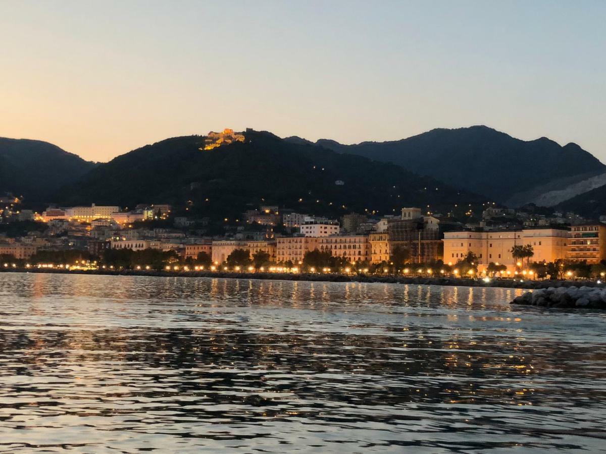 Donna Giulia, Luxury House Hotel Salerno Eksteriør billede